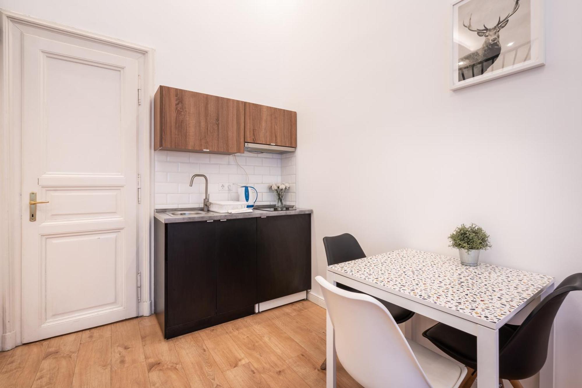 Grand Avenue Apartment Boedapest Buitenkant foto