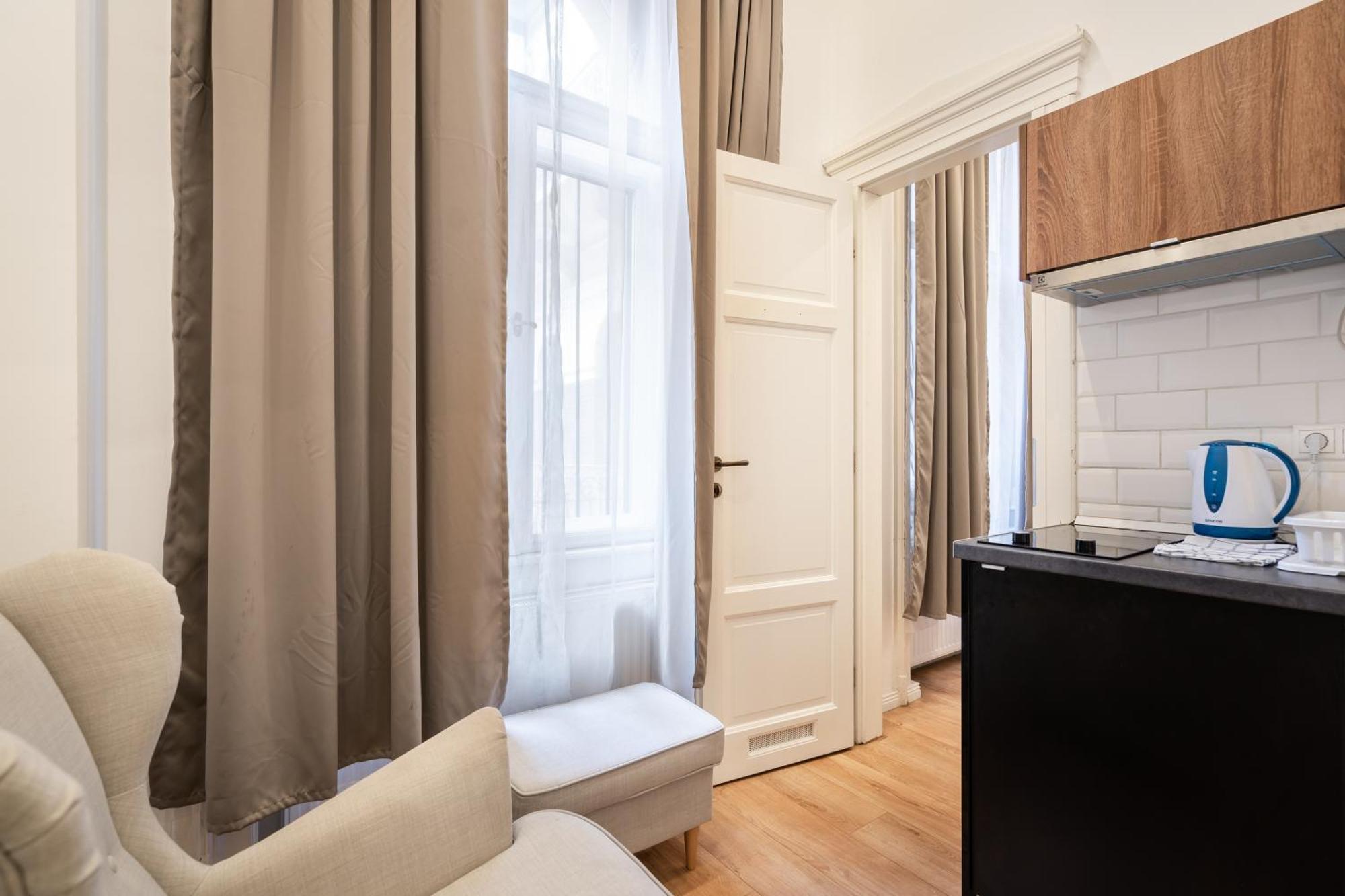 Grand Avenue Apartment Boedapest Buitenkant foto